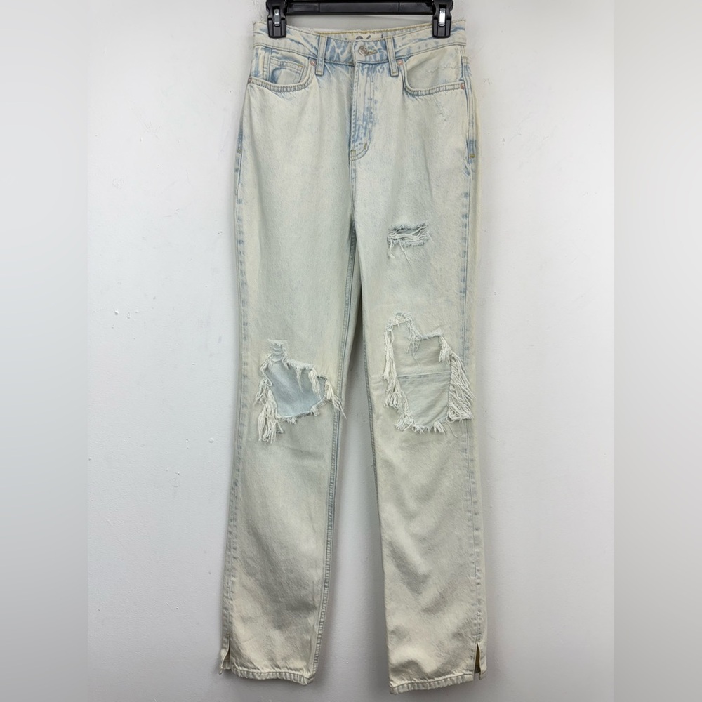 We The Free People Sz 26 Women’s Light Wash Distressed Denim Straight Leg Jeans